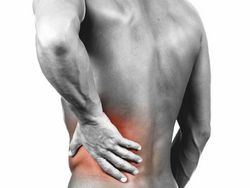 Боль в спине: причины, симптомы и профилактика