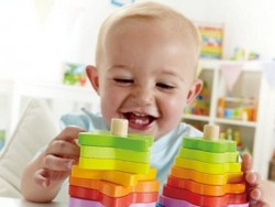 Как выбрать развивающие игрушки для ребенка?