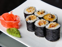 Польза и вред японского блюда - суши