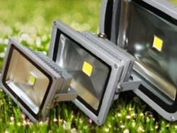 Светодиодные прожекторы: применение, классификация и цена