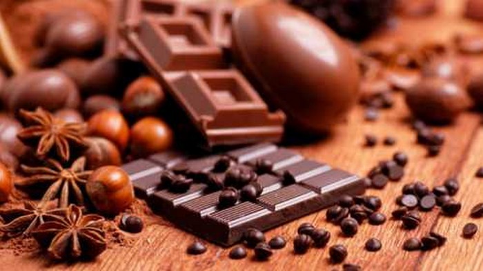 Чем вреден шоколад для женщин?