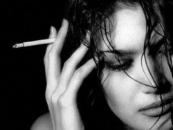 Чем вредно женское курение?