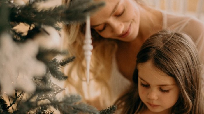 Утренники и елки: как родителям спокойно пережить праздничные мероприятия детей