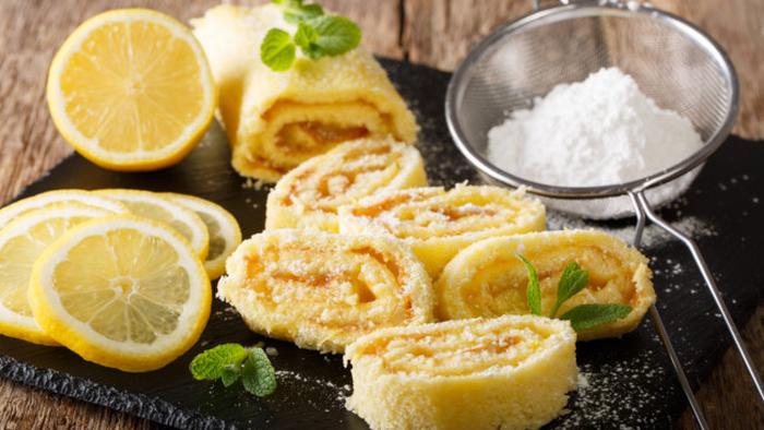 Как приготовить лимонный рулет на сгущенке
