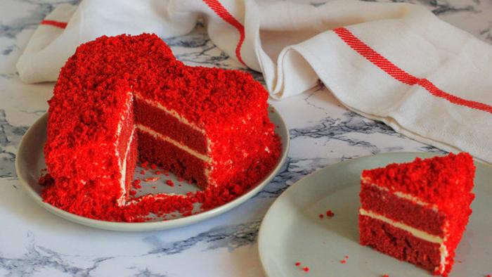 Как испечь торт в виде сердца на День святого Валентина