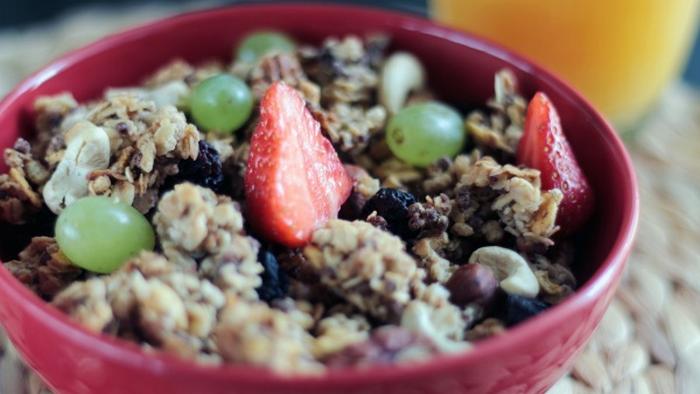 10 креативных способов сделать ваш завтрак более здоровым