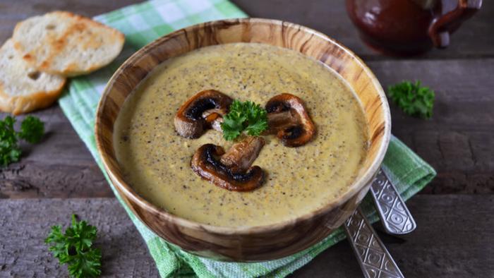 Как сделать простой суп-пюре из грибов