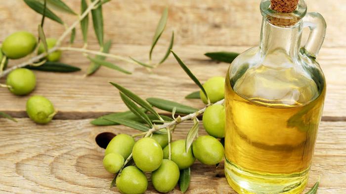 Что будет с вашим телом, если пить оливковое масло натощак