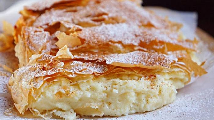Бугаца: рецепт греческого слоеного пирога с заварным кремом