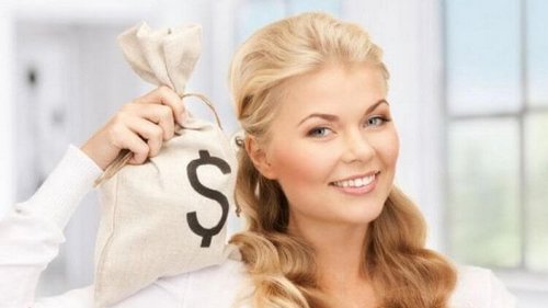 5 причин почему деньгами в семье должна распоряжаться женщина, согласно ведической Астрологии