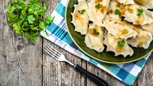 Вареники с сюрпризами на старый Новый год: фасоль – к детям, а курага – к радости