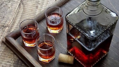 Вот как приготовить домашний коньяк