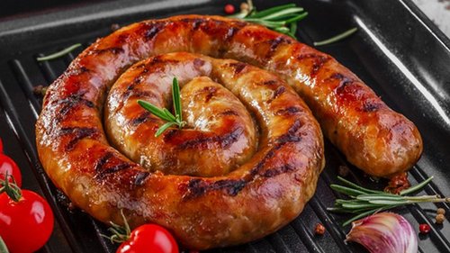 Как приготовить домашнюю колбасу