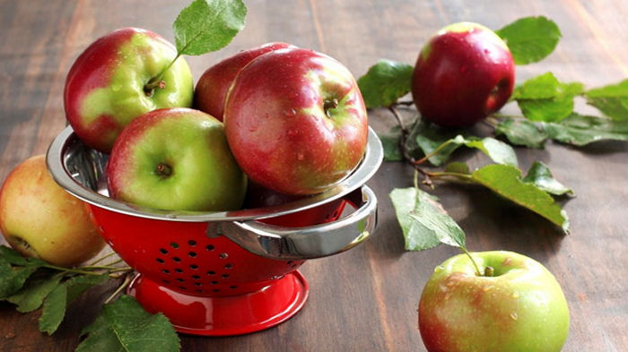 Яблоки в рационе: чем полезен фрукт