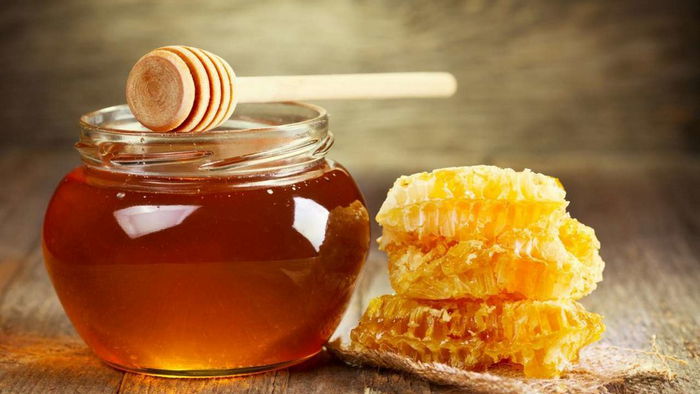 Для чего есть мёд перед сном