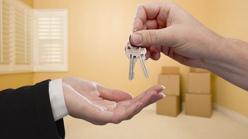 Опыт бережливого мужа, что решил выплатить ипотеку, отказываясь буквально от всего