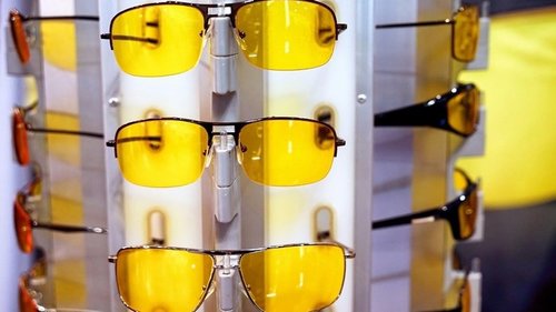 Как проверить очки на поляризацию с помощью смартфона и без него