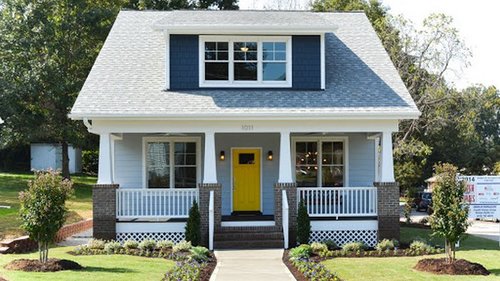 Почему семьи строят небольшие домики, а не просторные особняки