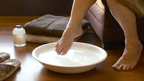 Раствор, который вытянет из ног всю боль!