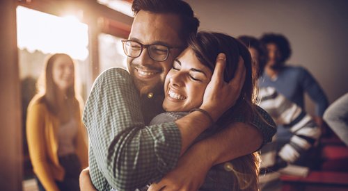 Почему следует почаще обниматься