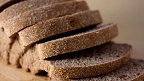 Как хранить хлеб, чтобы он не черствел и не плесневел