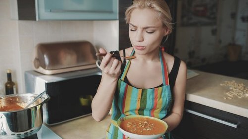 Есть ли связь между красотой женщины и чистотой в доме