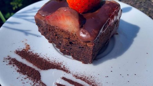 Брауни с клубникой: рецепт