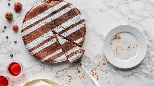 Расспросила подругу, как ей удалось растаять к весне и сбросить всё лишнее