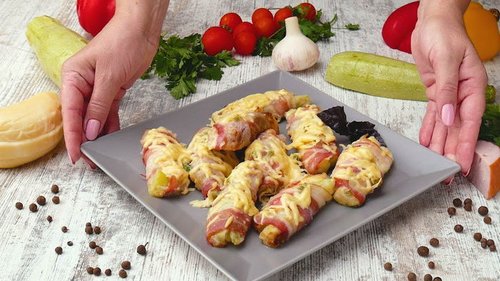 Идеально для летних посиделок. Рецепт кабачков в беконе