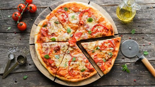 Как приготовить тонкое и вкусное тесто для пиццы