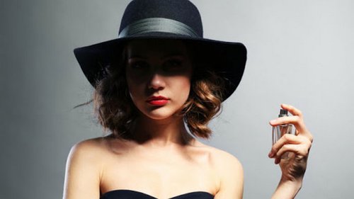 4 запаха женщины, которые мужчины готовы вдыхать часами