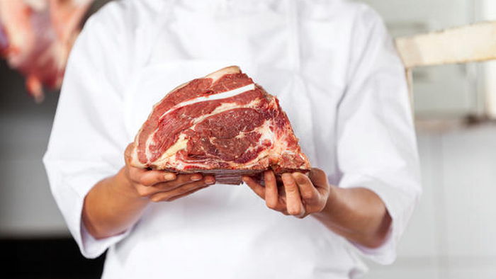 Почему посыпать мясо пищевой содой перед готовкой — отличная идея