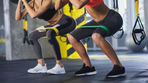 Несколько причин, почему следует начать тренировки с фитнес-резинками