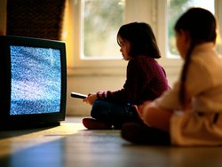 Сколько времени ребенку можно смотреть телевизор