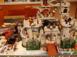 Детский конструктор Лего Замок – путешествие сквозь время