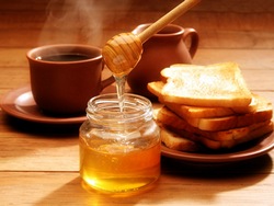 Мёд как полезный и натуральный заменитель сахара
