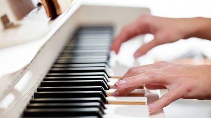 10 причин, почему стоит дать музыкальное образование ребенку