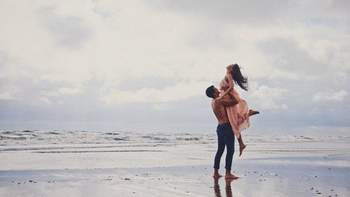 3 секрета женщин, которых мужчины носят на руках