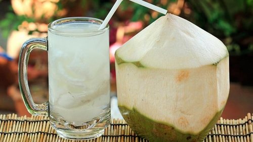 9 преимуществ кокосовой воды