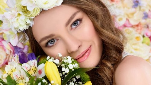 7 бьюти-приемов, которые сделают вас на 10 лет моложе — за 5 минут