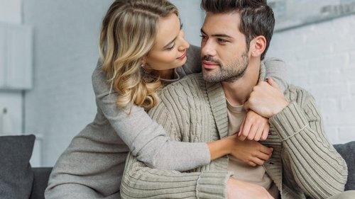 Чтобы отвадить жадных мужчин и нищебродов, при знакомстве говорю, что не работаю