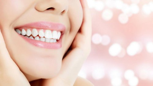 Как почистить зубы, если нет зубной щетки