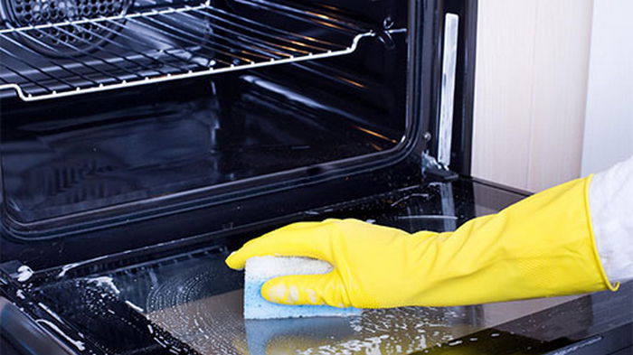 Лёгкий способ почистить духовку
