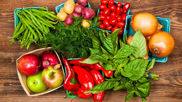 Трюк от фермера: Как очистить фрукты и овощи от опасных пестицидов