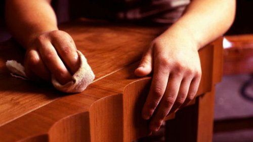 Вот это да! Я смазала полки глицерином – пыли в доме больше нет!