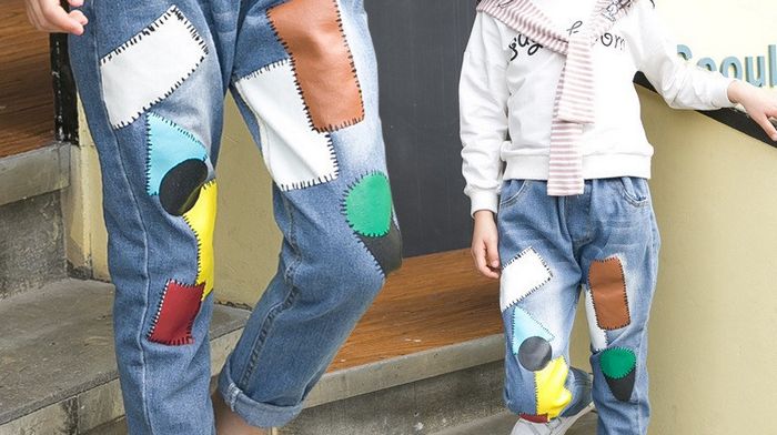 Как выбрать детские джинсы: знакомство с каталогом