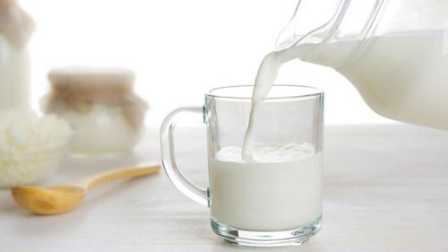 12 пугающих фактов о молоке