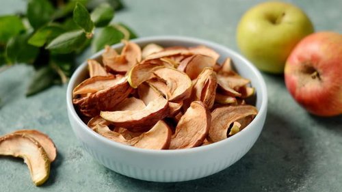 Как хранить сушеные яблоки (сушку из яблок)