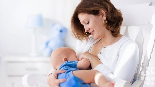 Из чего состоит грудное молоко?