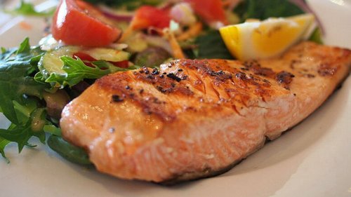 Симптомы дефицита белка и какие продукты необходимы